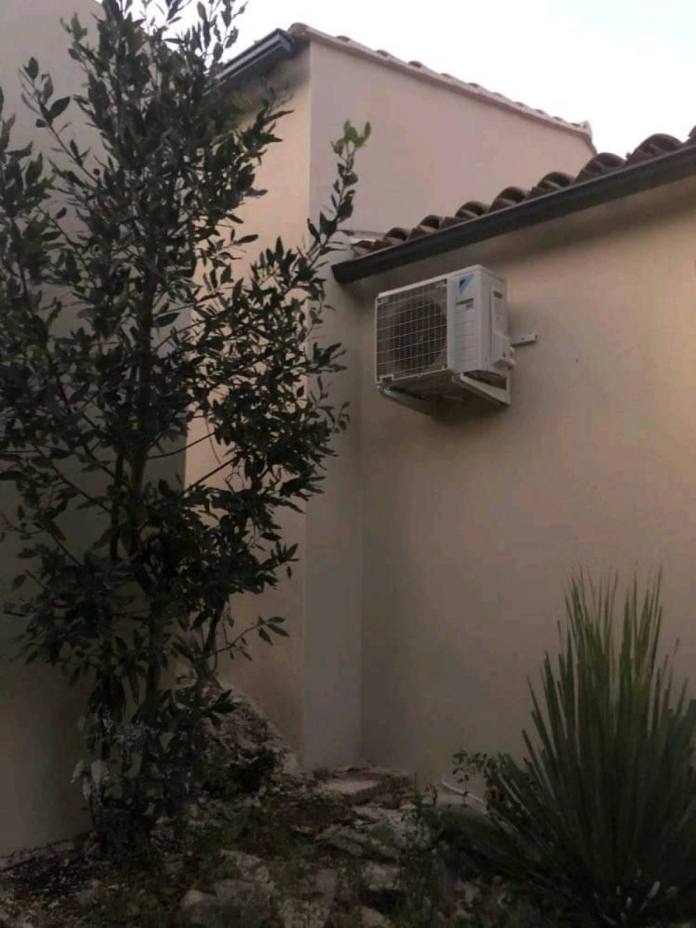 Climatisation-exterieur-mur