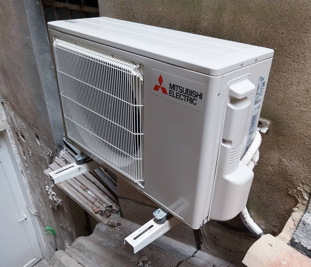 Climatisation-exterieure-mitsubishi