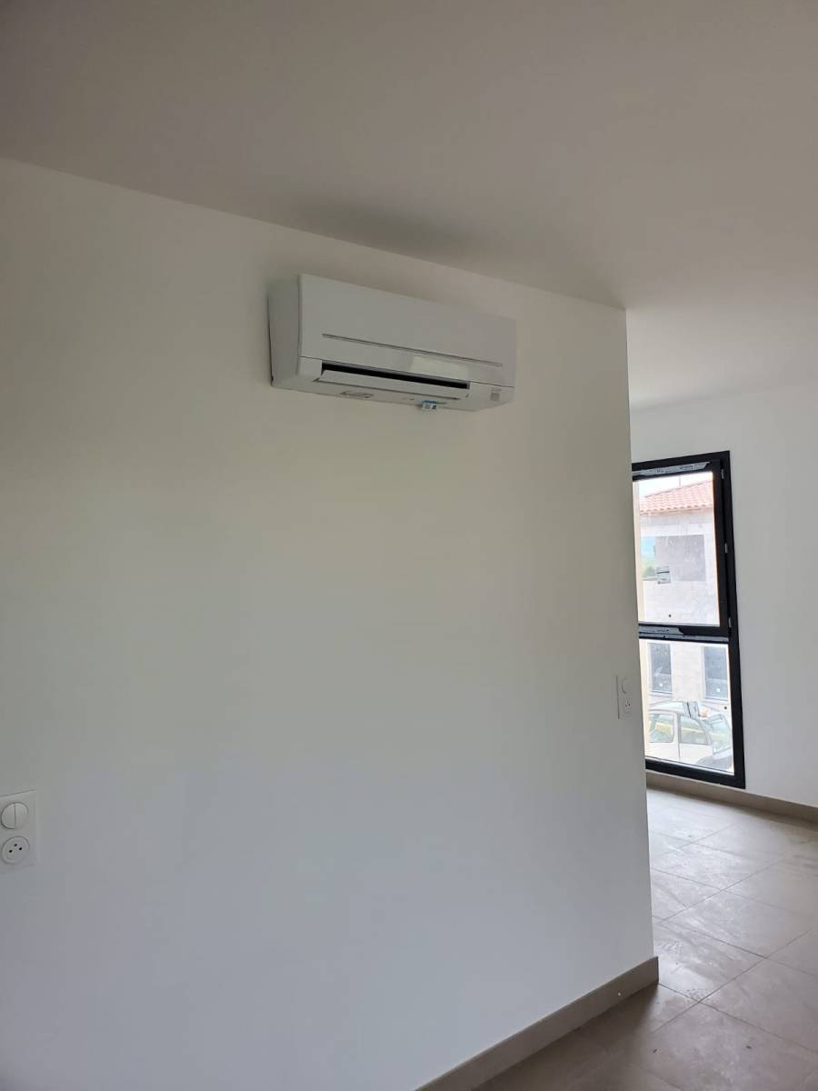 Climatisation-interieure-fenettre